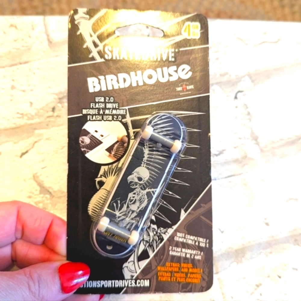 '08 🆕Tony Hawk Birdhouse Tech Deck Skeleton Flying Skatedrive [New Old Stock]